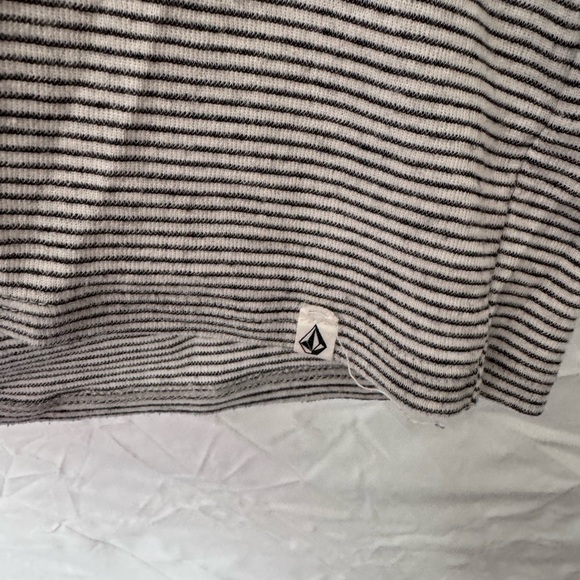 Volcom striped high neck tee - Picture 3 of 4